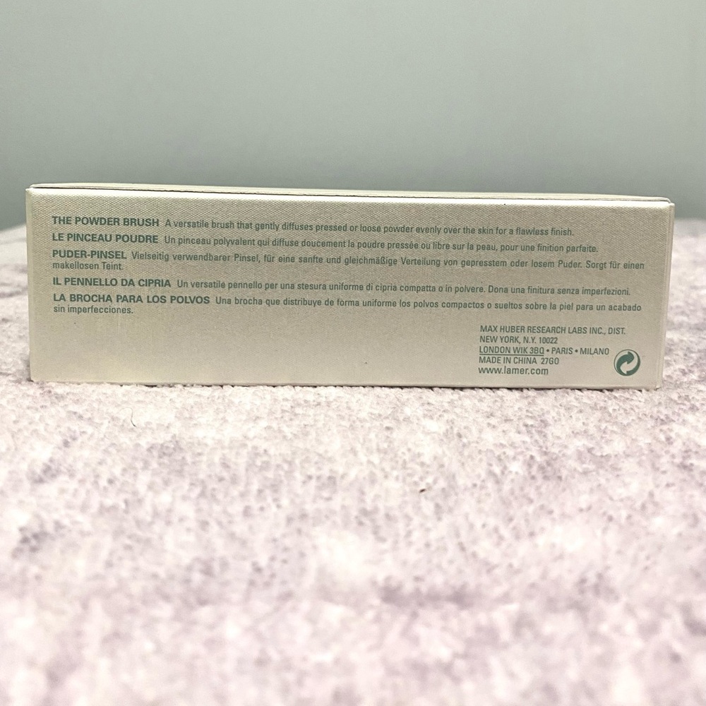 La Mer The Powder Brush - Picture 2 of 16